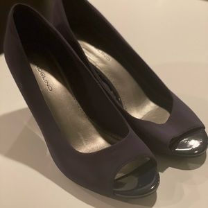 Bandolino Wedge Pumps Navy - Size 7 in Women’s